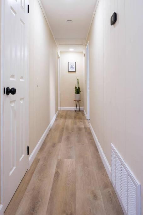 House Near Tampa Zoo And Busch Gardens, Free High Speed Wifi Villa Luaran gambar