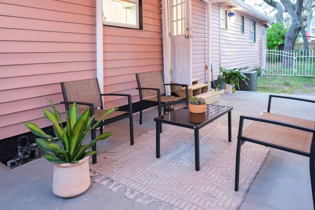 House Near Tampa Zoo And Busch Gardens, Free High Speed Wifi Villa Luaran gambar