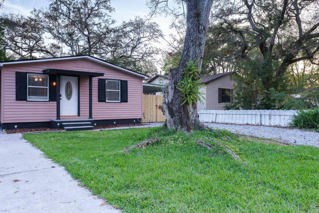 House Near Tampa Zoo And Busch Gardens, Free High Speed Wifi Villa Luaran gambar